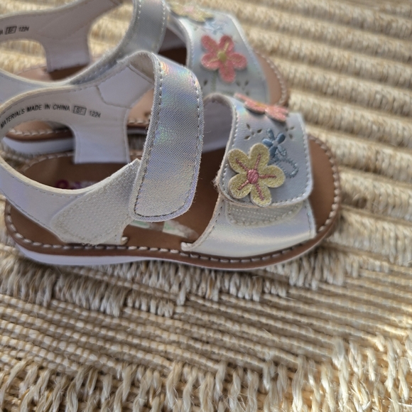 Rachel White Sandals with Floral Accents - Picture 3 of 6